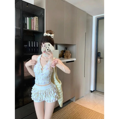 2026 New Sweet Floral Pure Desire Style Split Swimsuit Women's Bikini Flat Pants Conservative Hanging Neck To Cover Meat